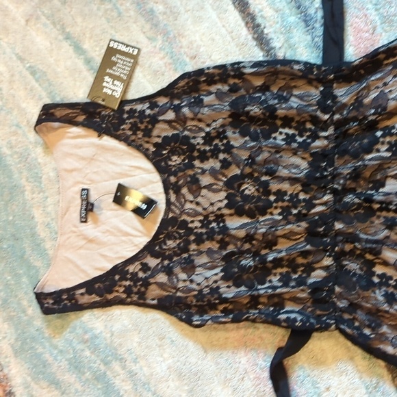 Express Lace Floral Dress Black Lined Bow Sleeveless Size Small nwt Romance - Picture 6 of 13